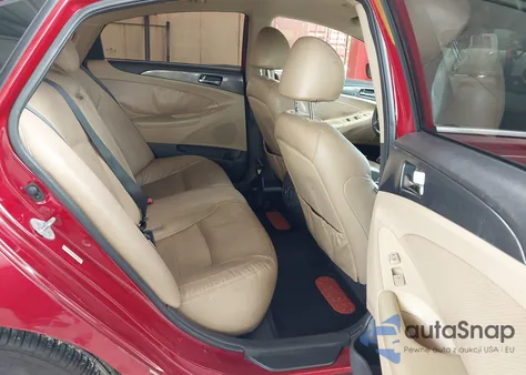 2012 Hyundai Sonata Hybrid z USA, uszkodzony, nr VIN KMHEC4A47CA034582